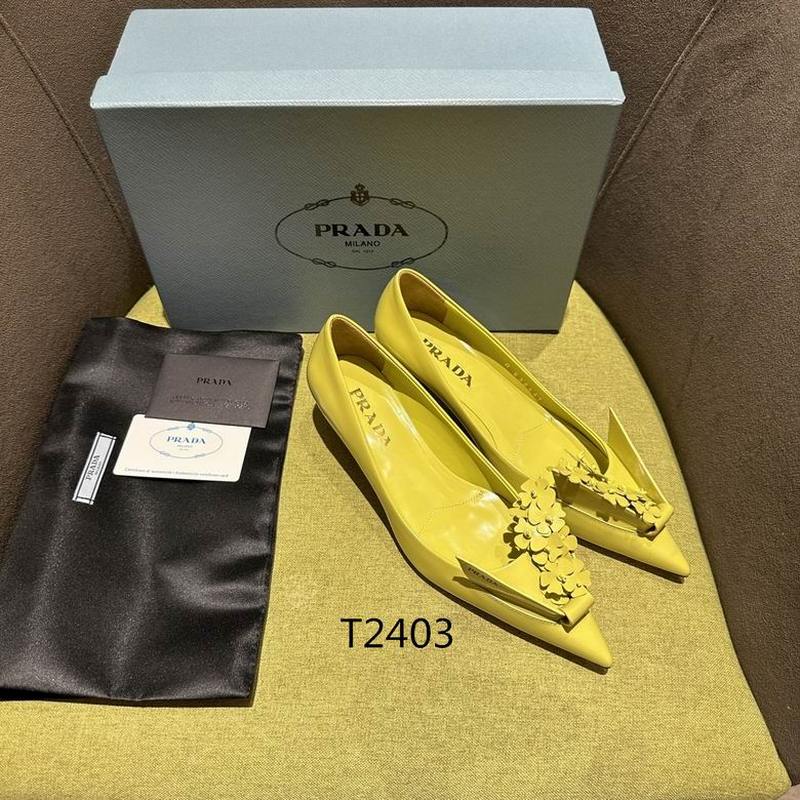 Prada Women's Shoes 552